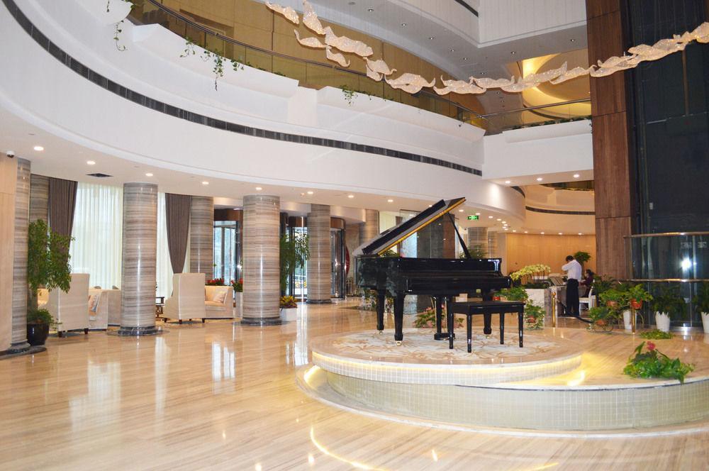Noble Center Hotel Shanghai Bagian luar foto