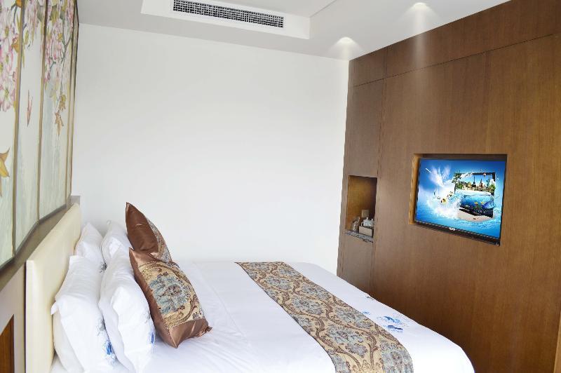 Noble Center Hotel Shanghai Bagian luar foto